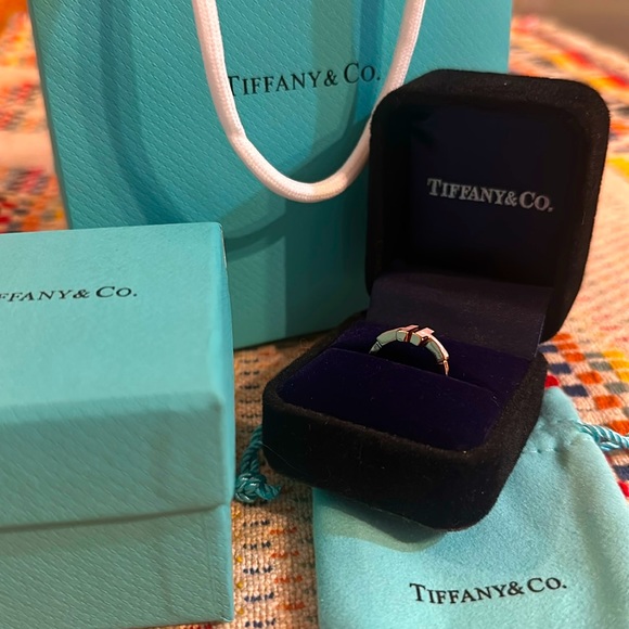 Tiffany and Co. 18K Rose Gold Mother-of-Pearl T-Ring - Picture 2 of 3